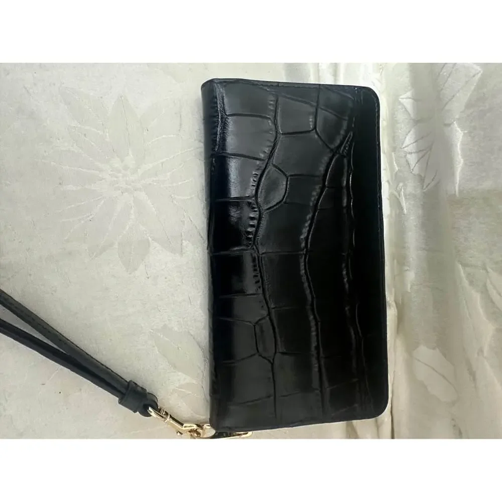 Preloved Coach Black Croc Embossed Wallet Wristlet  B292